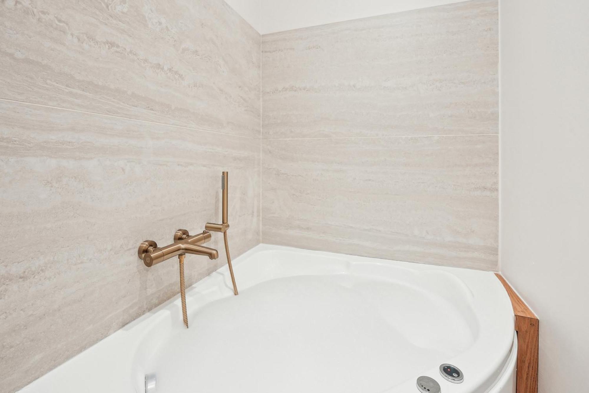 Lavie Maison Central & Hot Tub Burdeos Exterior foto