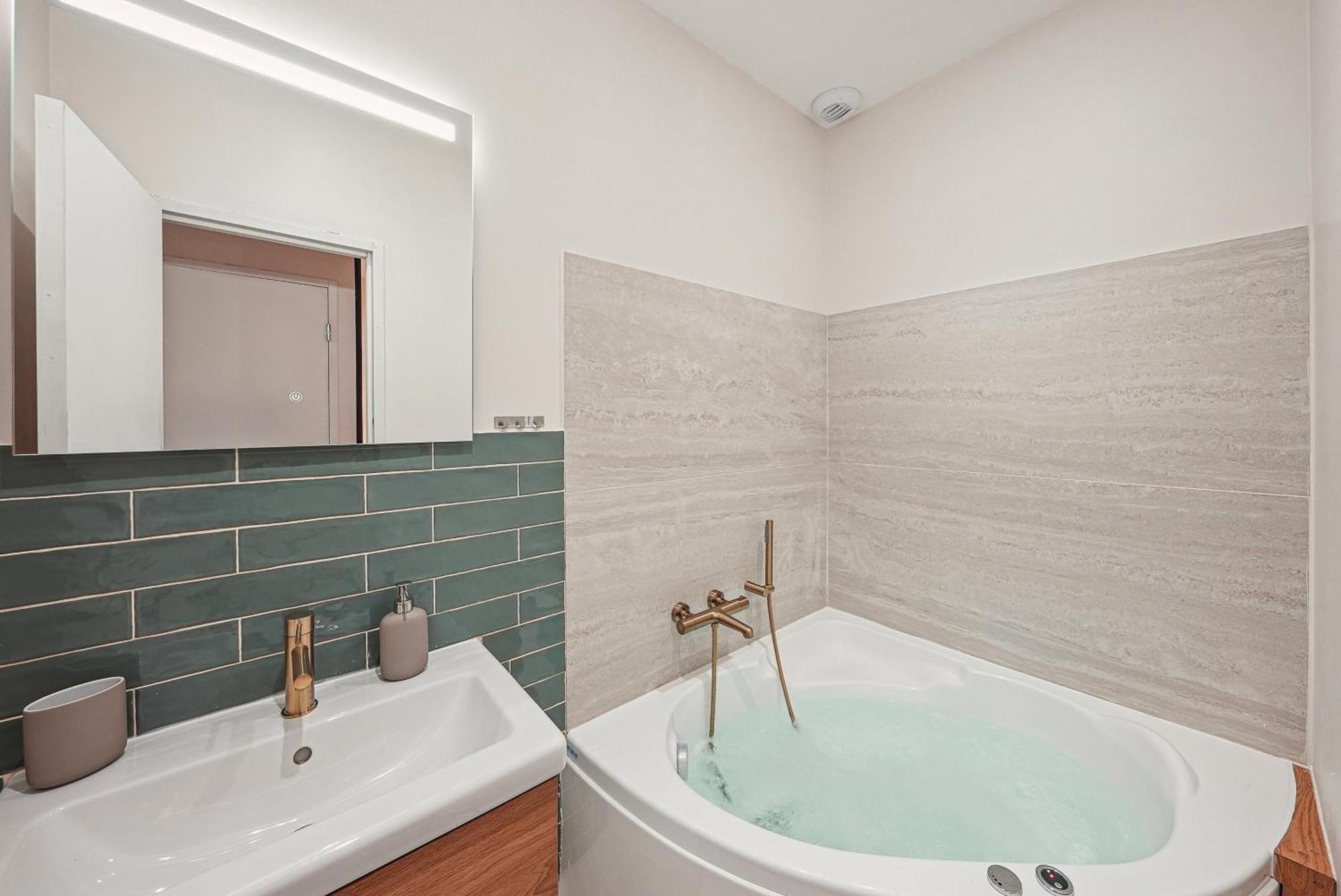 Lavie Maison Central & Hot Tub Burdeos Exterior foto